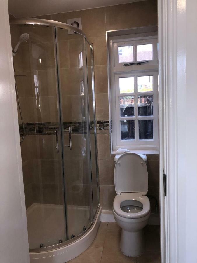 Safe Move - 23 Lancaster House Apartment Лестър Екстериор снимка