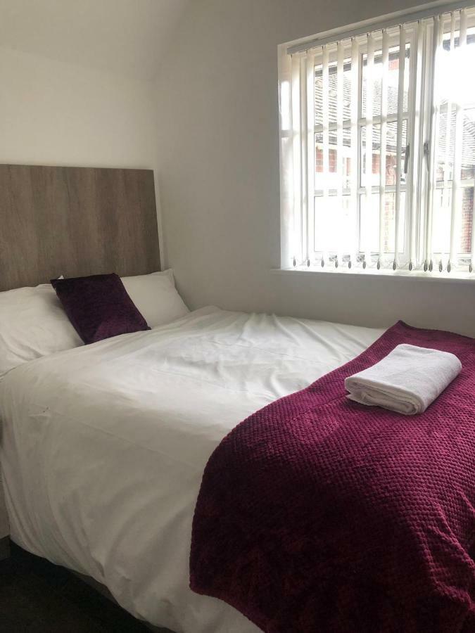 Safe Move - 23 Lancaster House Apartment Лестър Екстериор снимка
