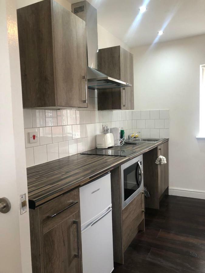 Safe Move - 23 Lancaster House Apartment Лестър Екстериор снимка