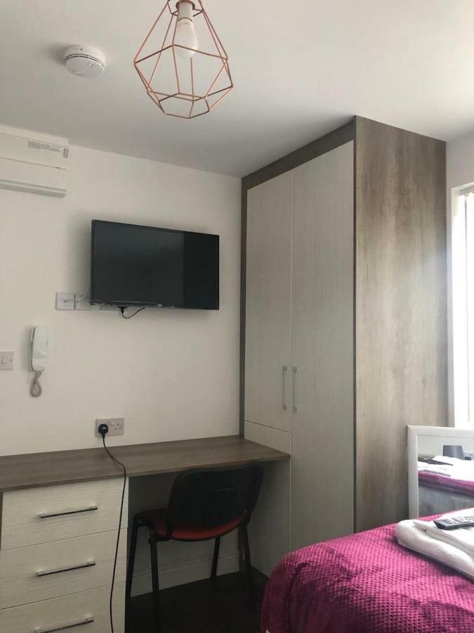 Safe Move - 23 Lancaster House Apartment Лестър Екстериор снимка